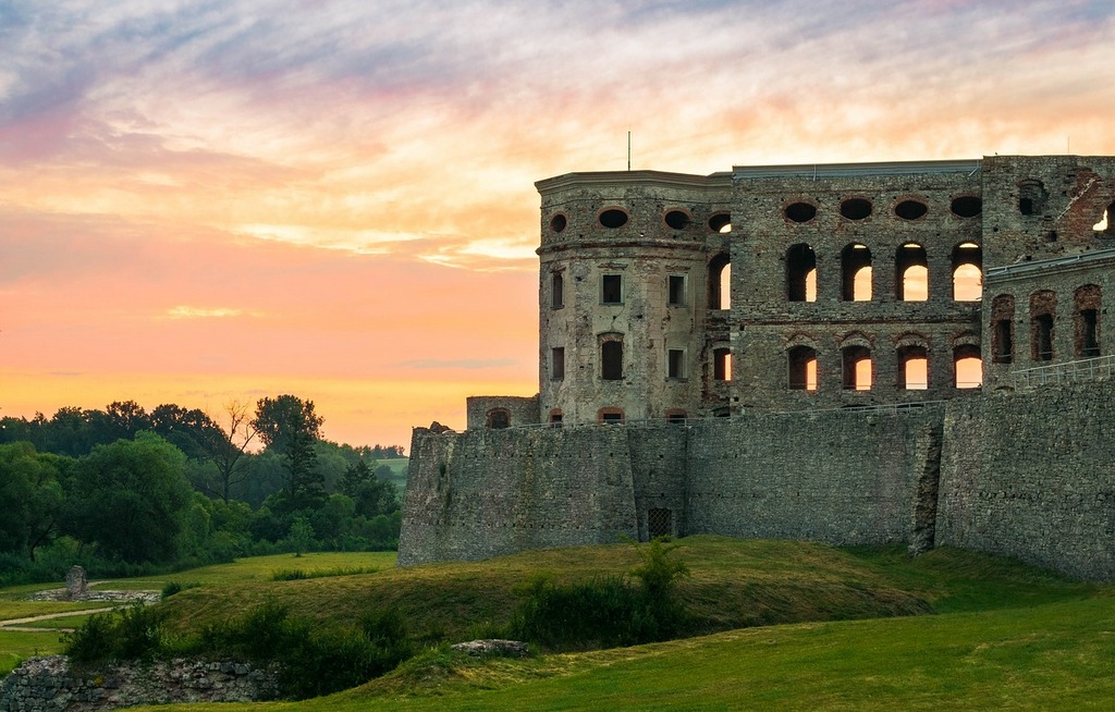 castillo calendario turismo polonia